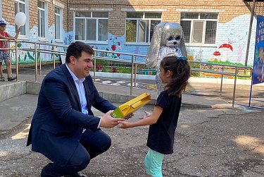 Соберем в школу вместе